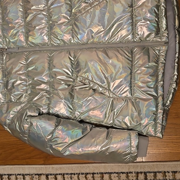 THEREABOUTS GIRLS SILVER "SHIMMER" PUFFER HOODED WINTER COAT SIZE XL 18.5 PLUS - Picture 9 of 16